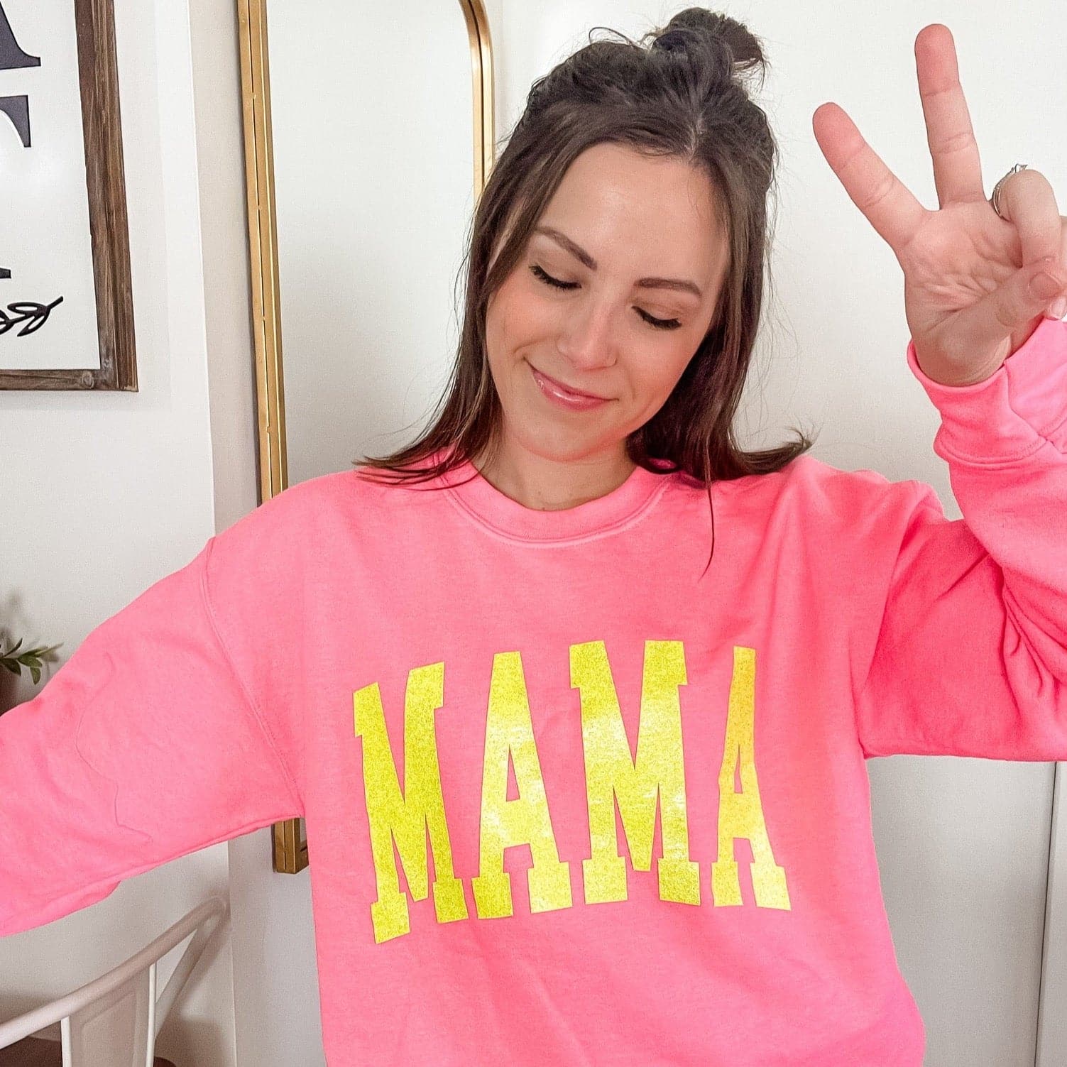 Neon deals pink sweatshirt